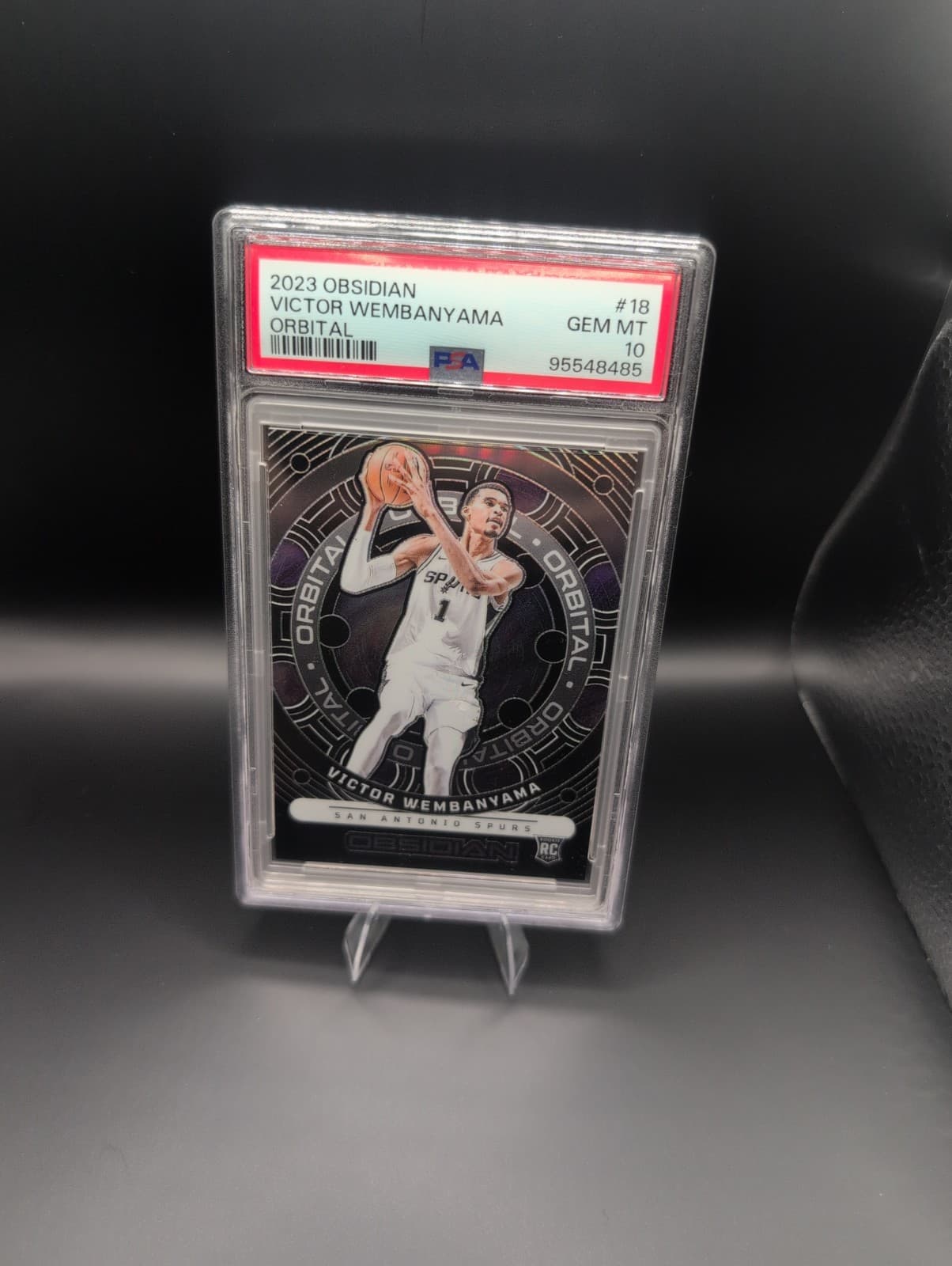 2023-24 Panini Obsidian - Orbital Victor Wembanyama #18 /99 (RC)