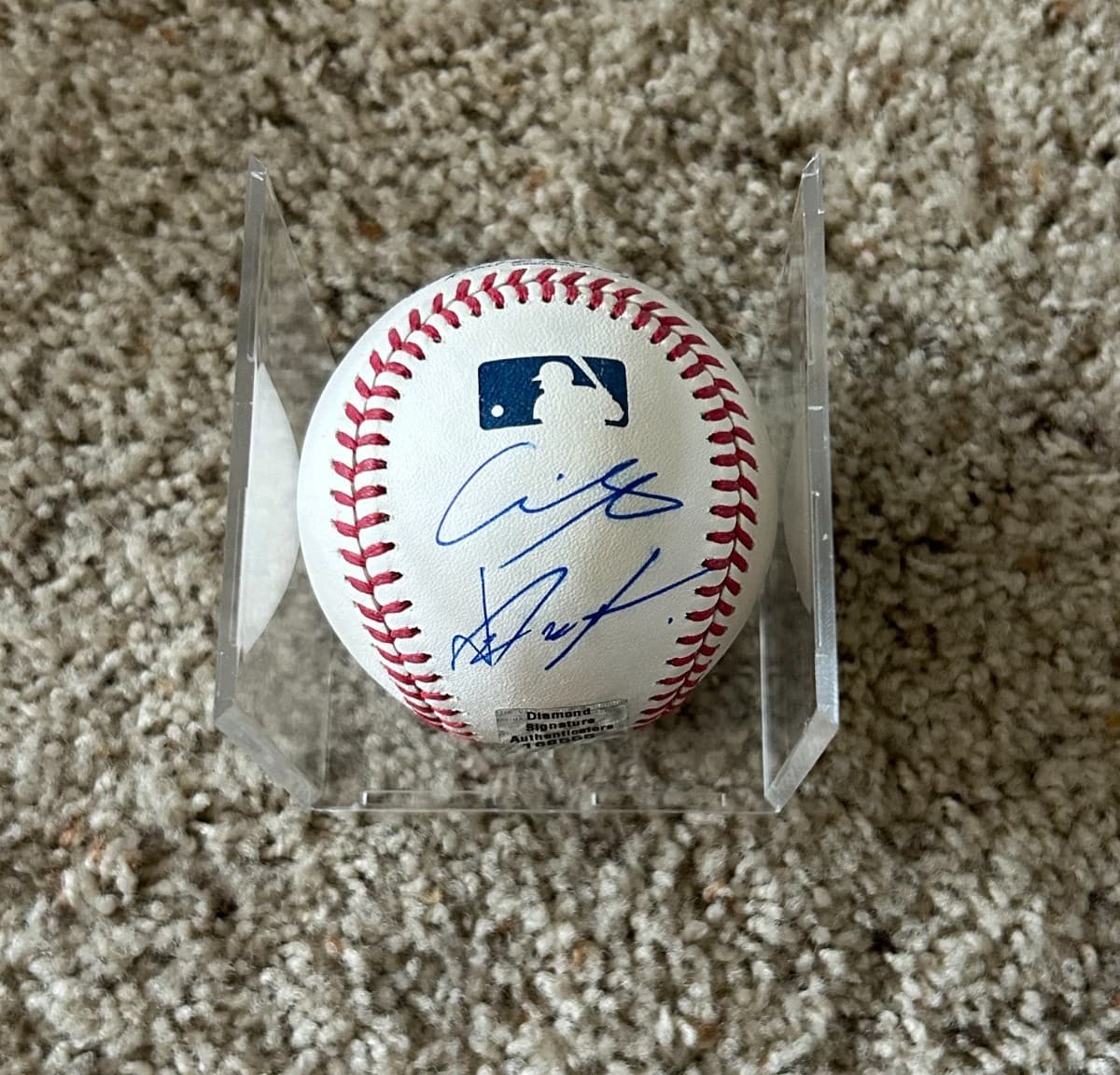Shohei Ohtani & Yoshinobu Yamamoto Dual Autographed Baseball With LOA 🔥🔥🔥🔥