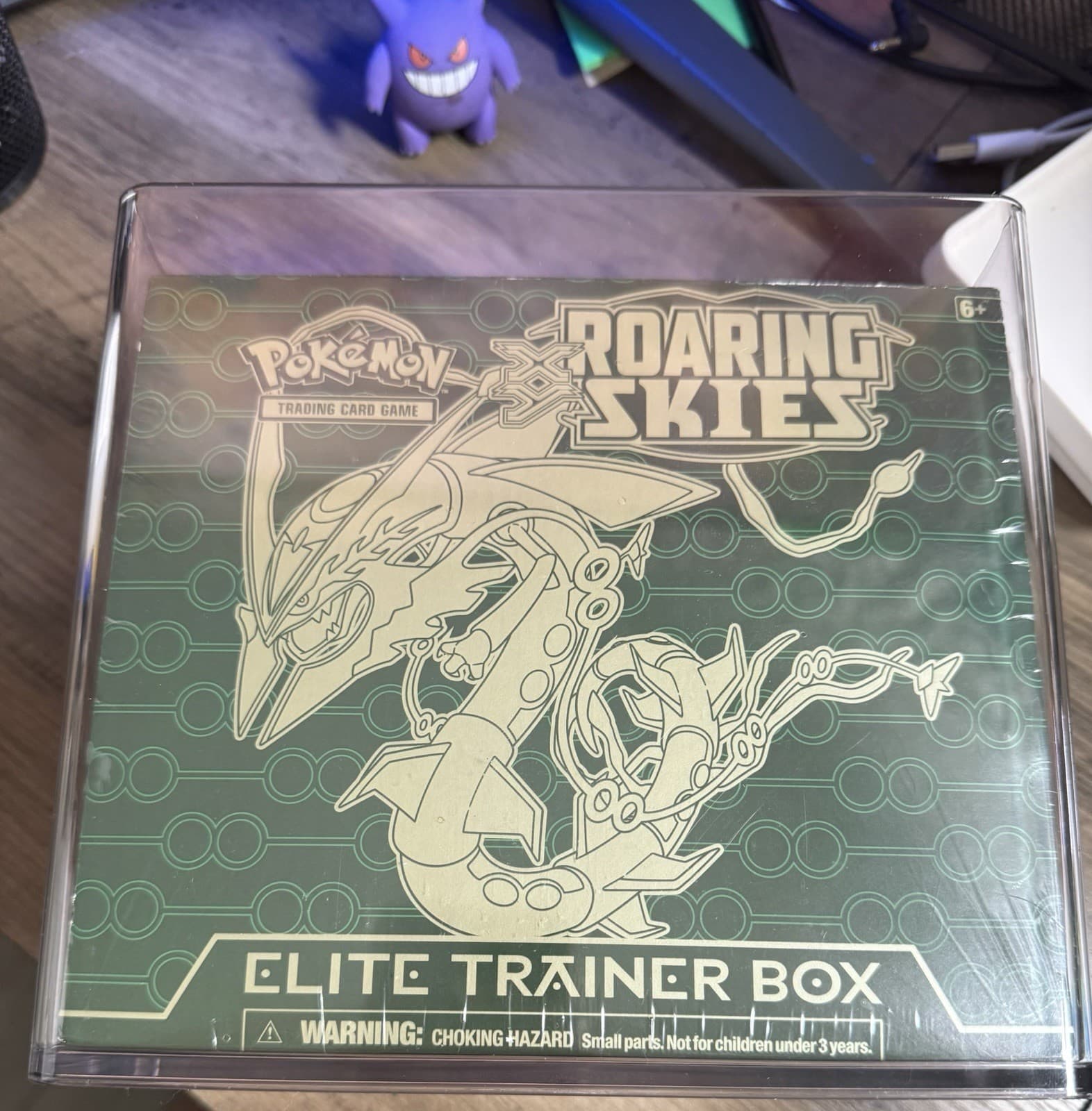 Factory Sealed Pokemon ROARING SKIES Elite Trainer Box With Case Minor DMG