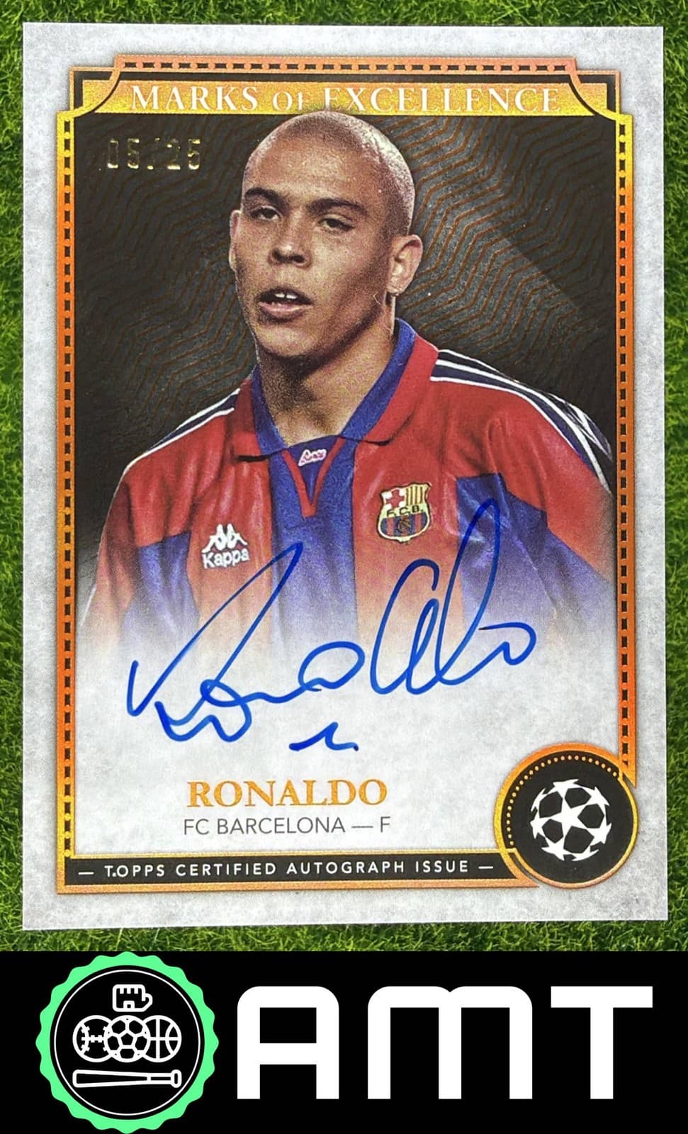 Ronaldo 2024-25 Topps Definitive UEFA 5/25 Marks of Excellence Orange Foil Auto