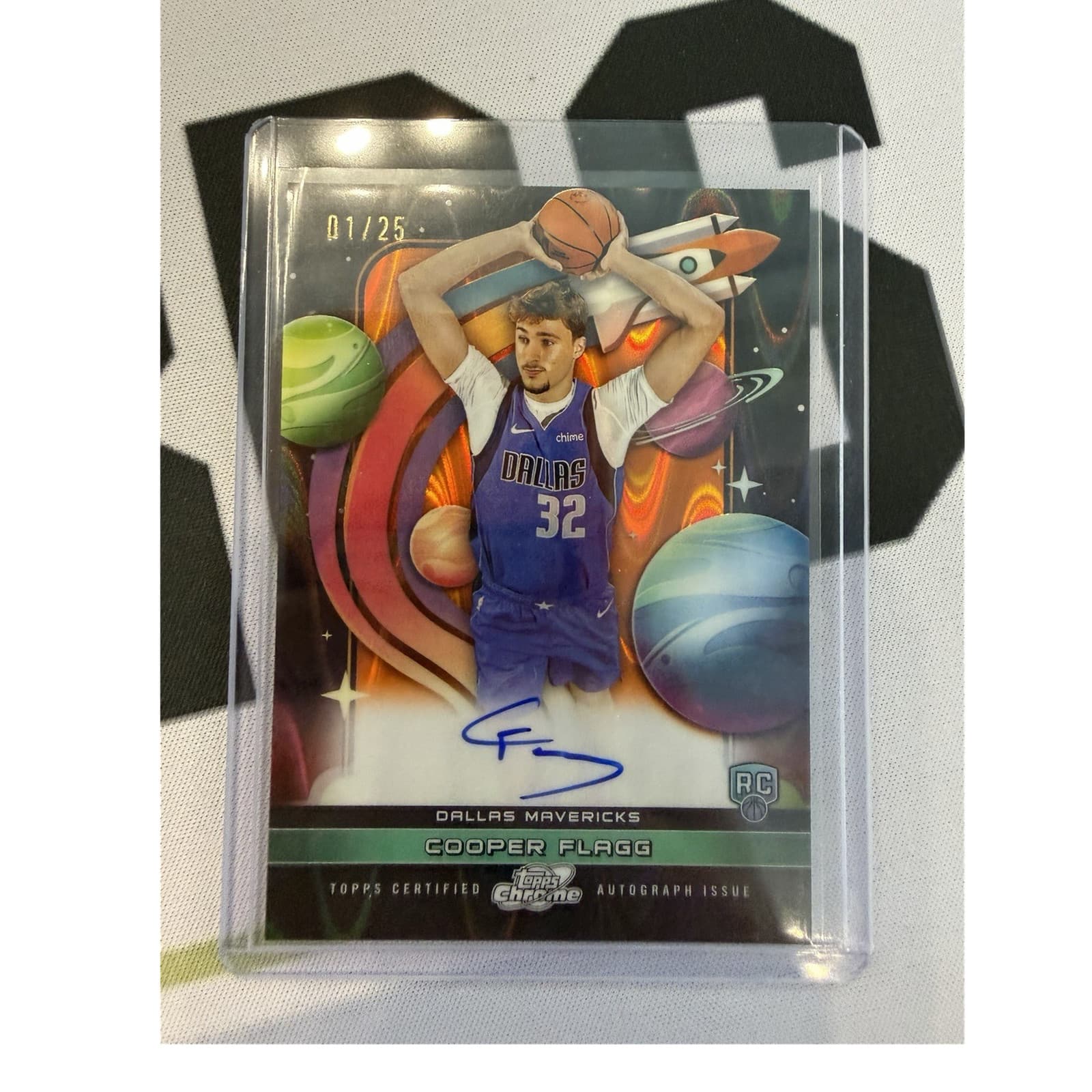 2026 Topps Cosmic Chrome Cooper Flagg Mavericks RC Auto First Flight FF-CF 1/25