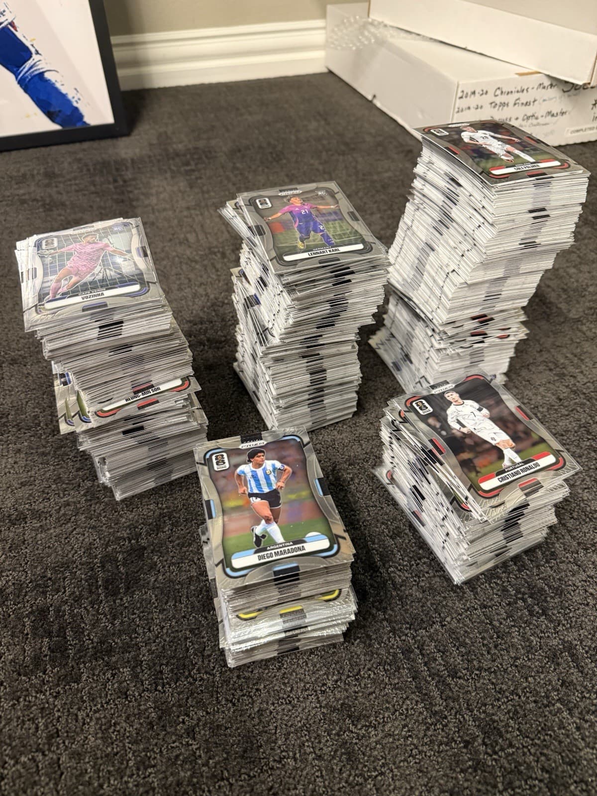 MEGA LOT (nearly 1,000+ Cards) 2026 Prizm FIFA World Cup Base/RC/ Star Vet
