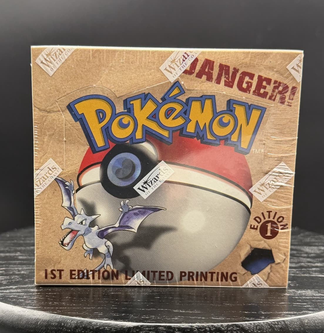 Pokemon 1999 WOTC First Edition Fossil Booster Box Factory Sealed *Tear