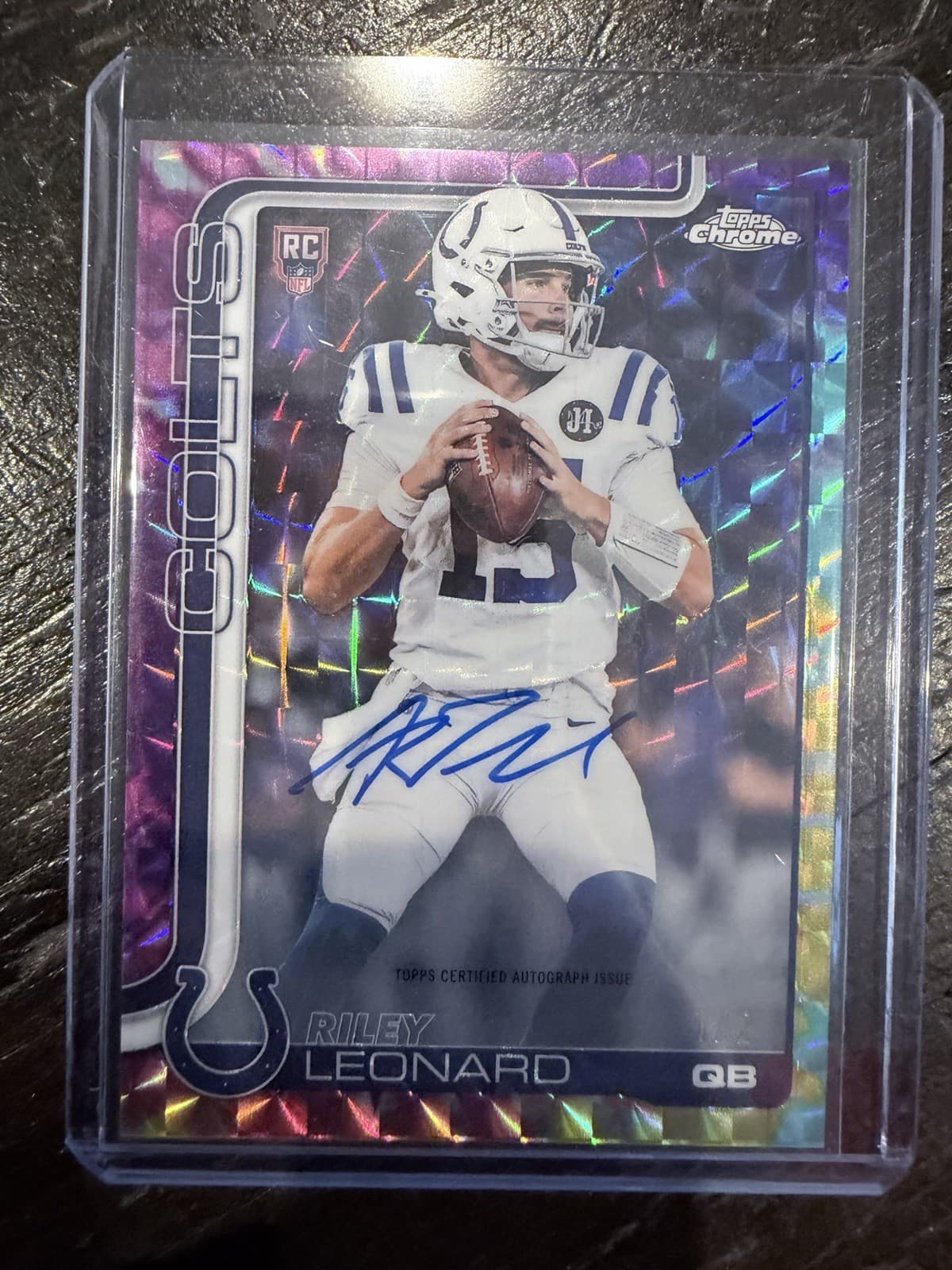 2025 Topps Chrome Football Rookie Auto Riley Leonard Tie Dye Geo 1/2 Autograph