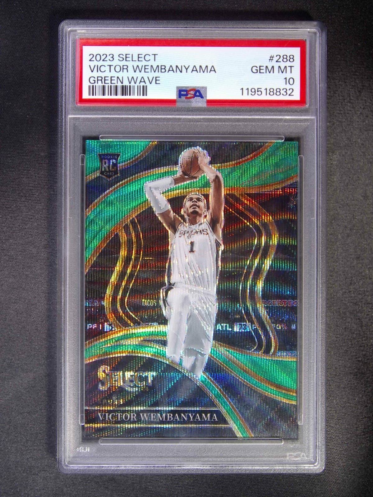 2023-24 Panini Select Victor Wembanyama #288 RC Courtside Green Wave /50 PSA 10