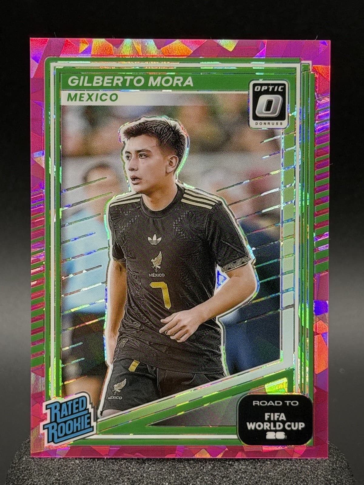 GILBERTO MORA Rookie PINK ICE /25 RC 2025-26 OPTIC #214 Prizm World Cup Mexico