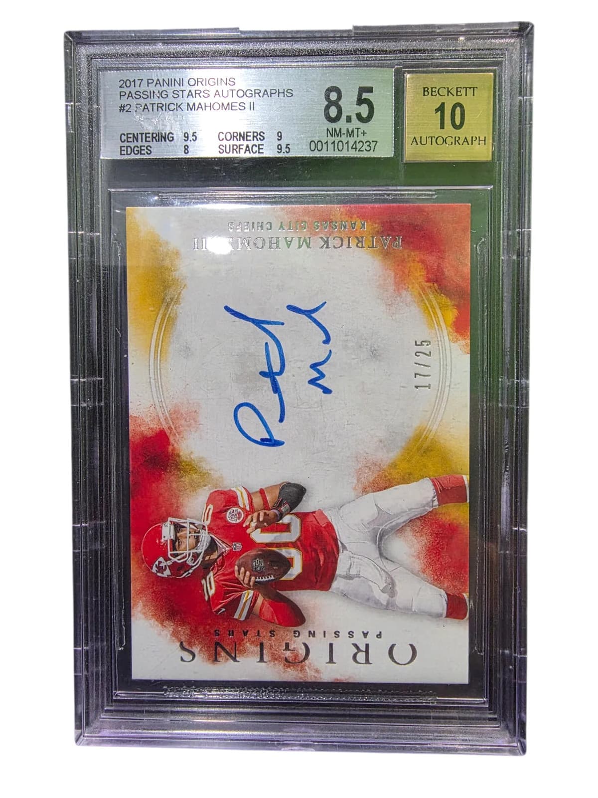 2017 Panini Origins Passing Stars Auto Patrick Mahomes II #2 BGS Auto 10 /25
