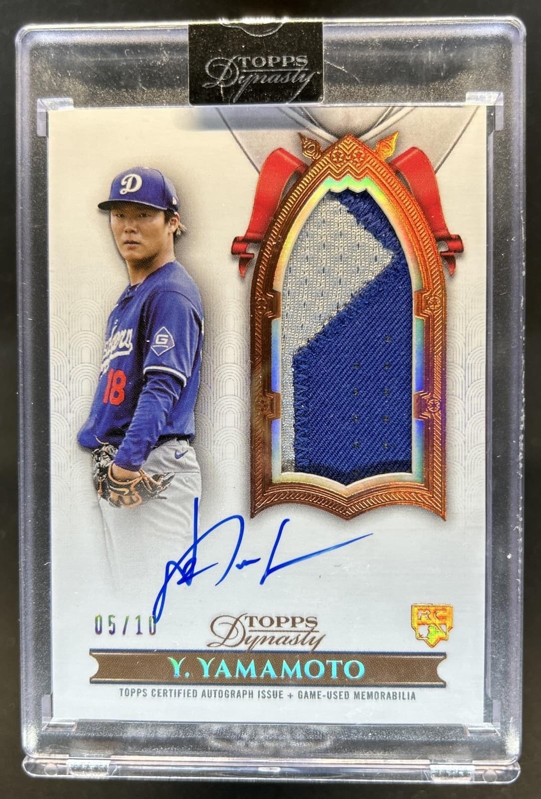 2024 Topps Dynasty Yoshinobu Yamamoto Patch Auto Design B Vertical RC #/10