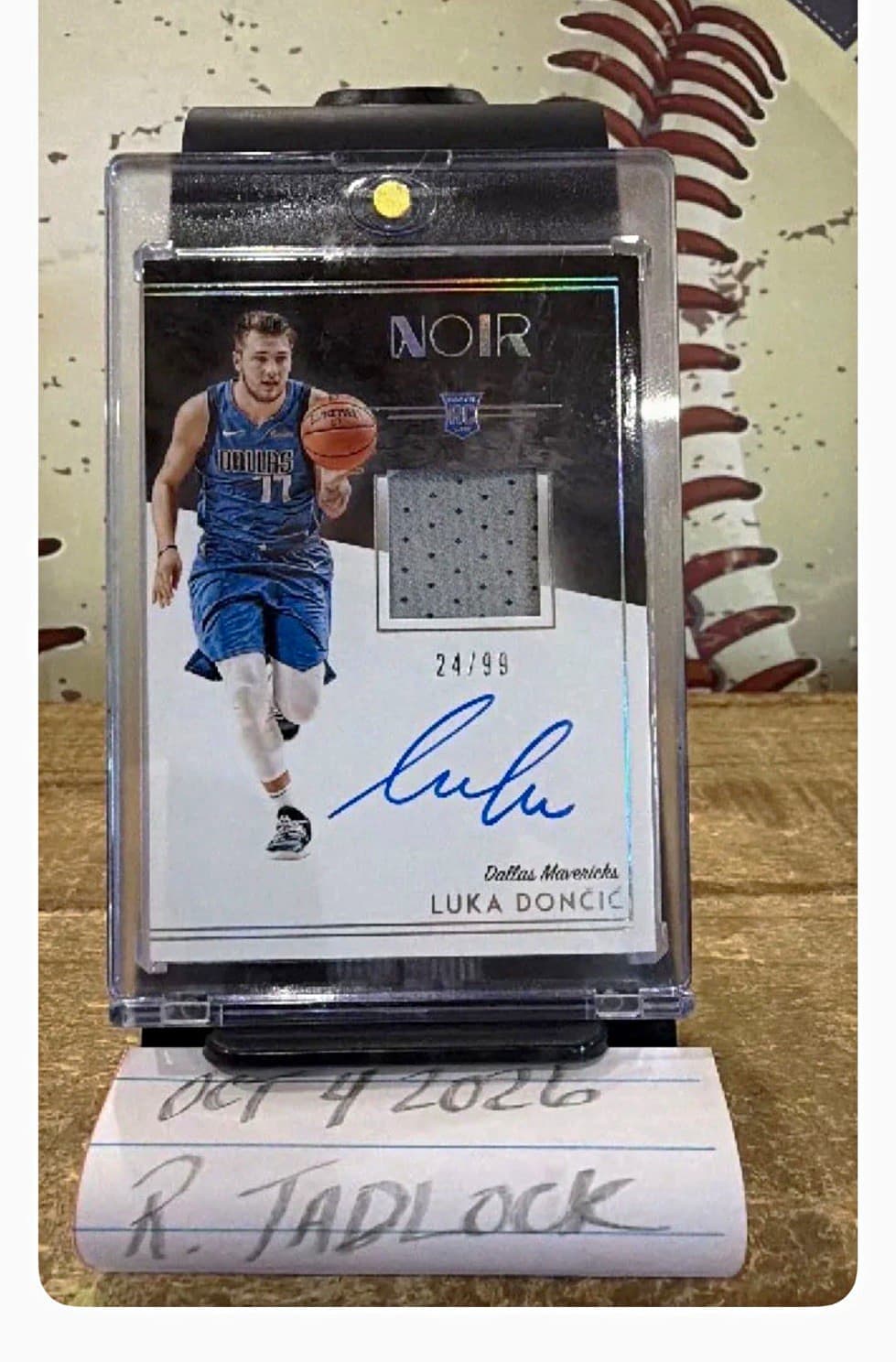 Panini 2018-19 Noir Luka Dončić Rookie Patch Auto Black & White #303 /99