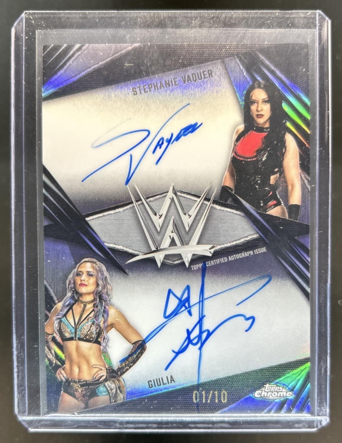 2026 Topps Chrome WWE Giulia Stephanie Vaquer Dual Auto Black Refractor #/10