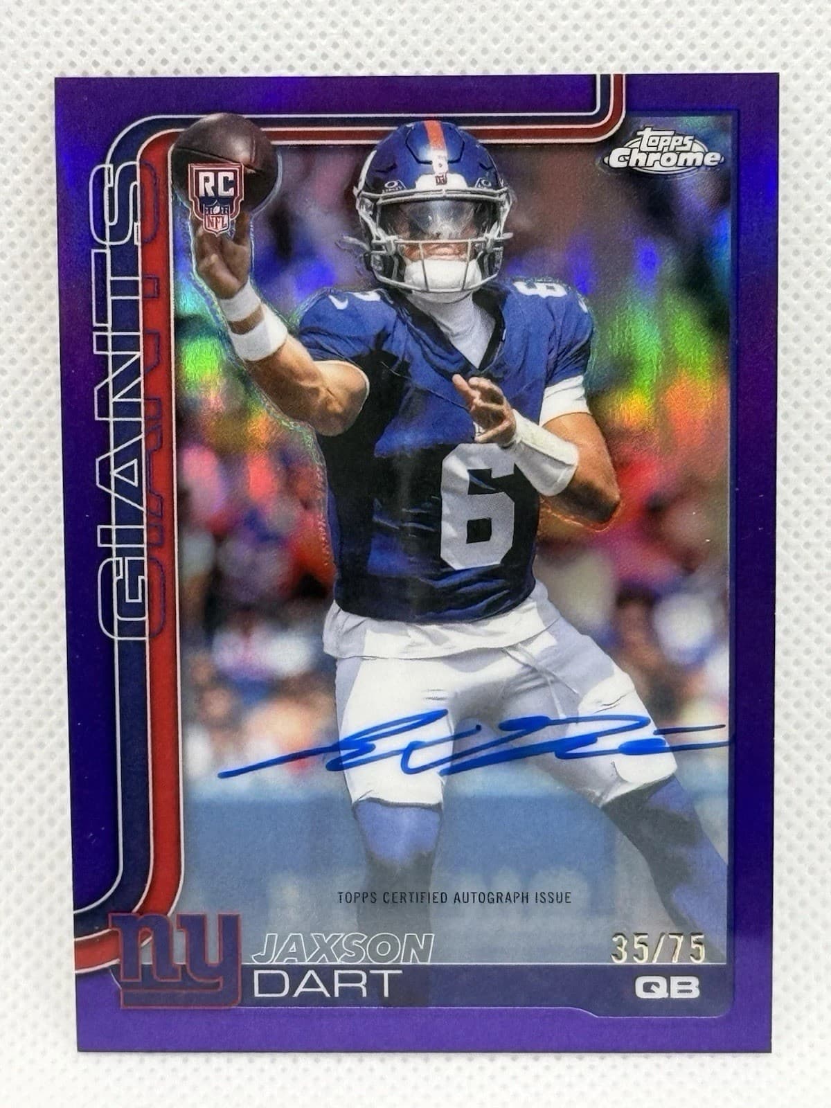 Jaxson Dart Topps Chrome Purple Refractor Auto 35/75 Giants Rookie NFL Card