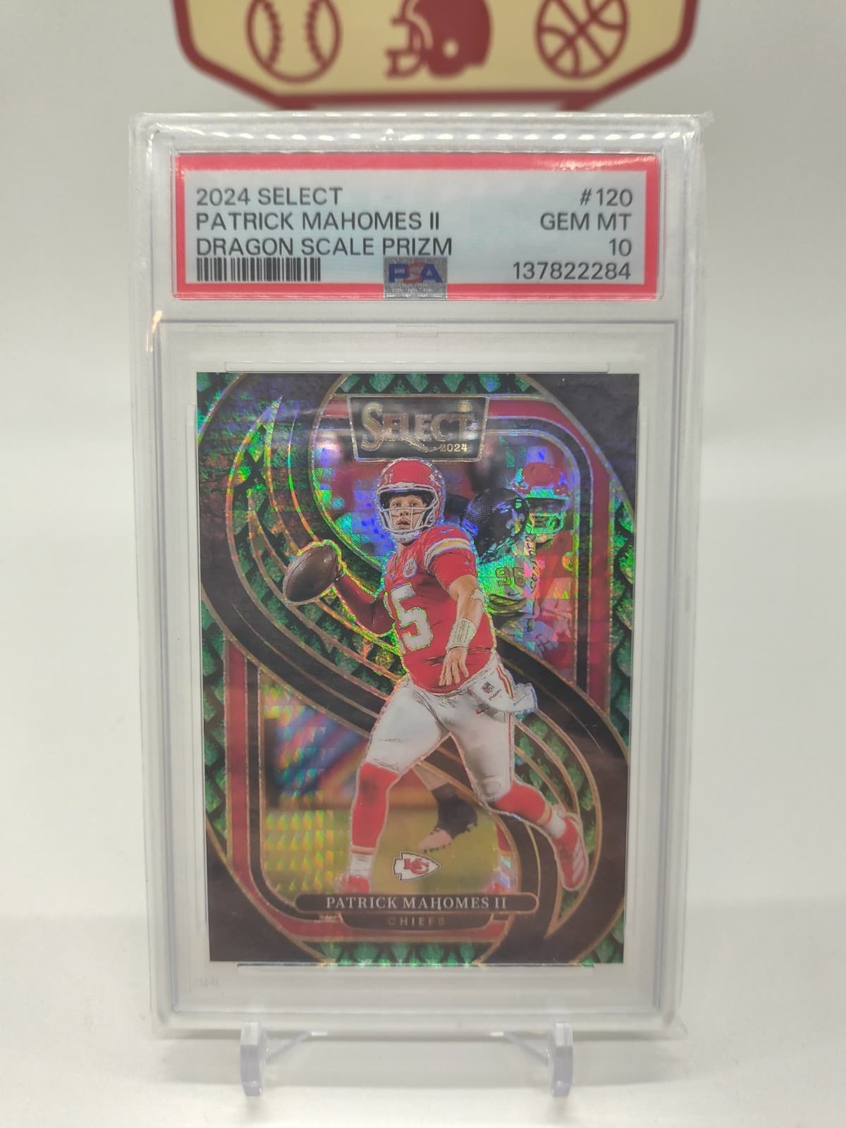 2024 Select Patrick Mahomes Dragon Scale Prizm /81 PSA 10