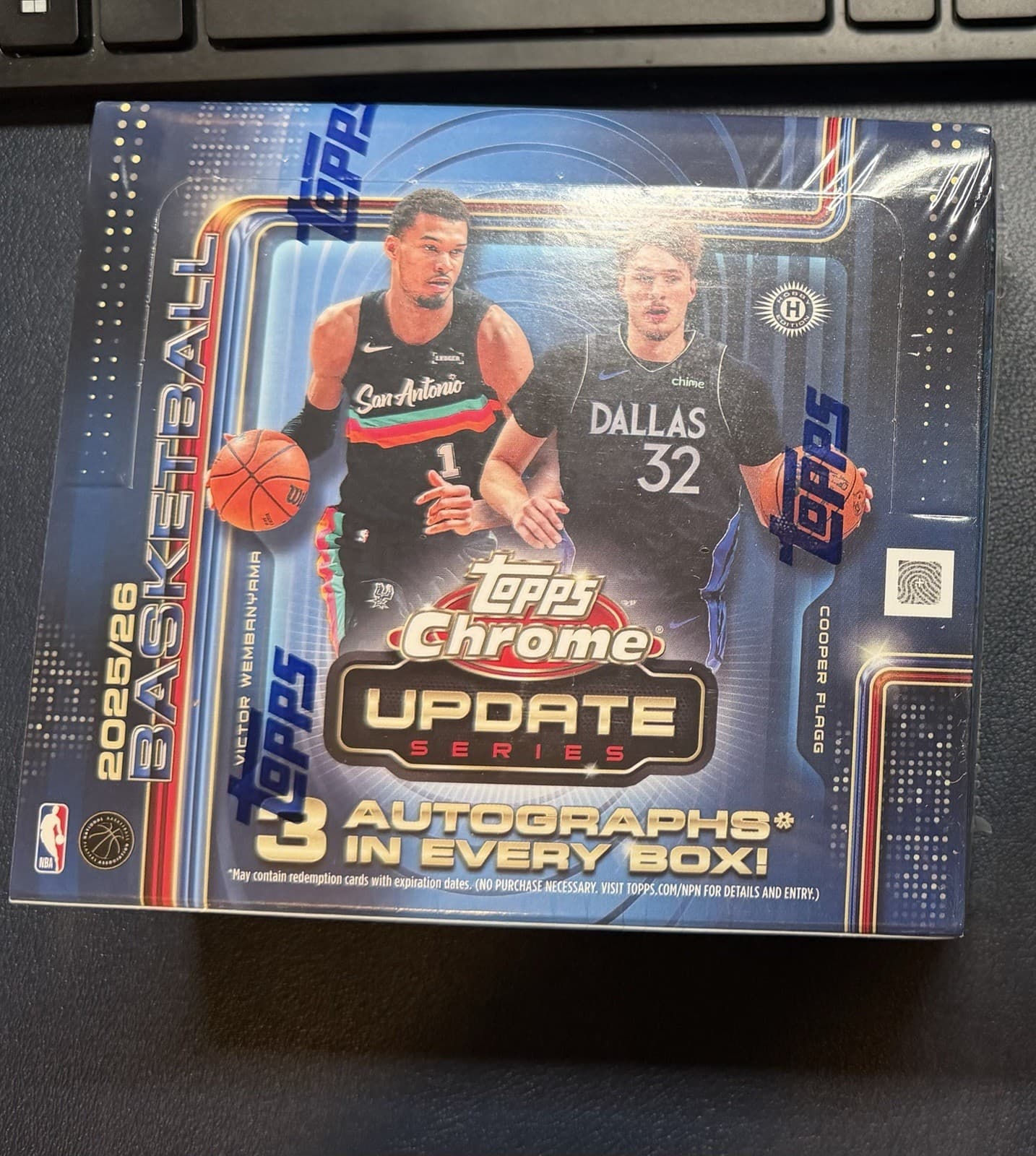Topps Chrome Update 2025-26 Basketball Jumbo Hobby Box Sealed In hand