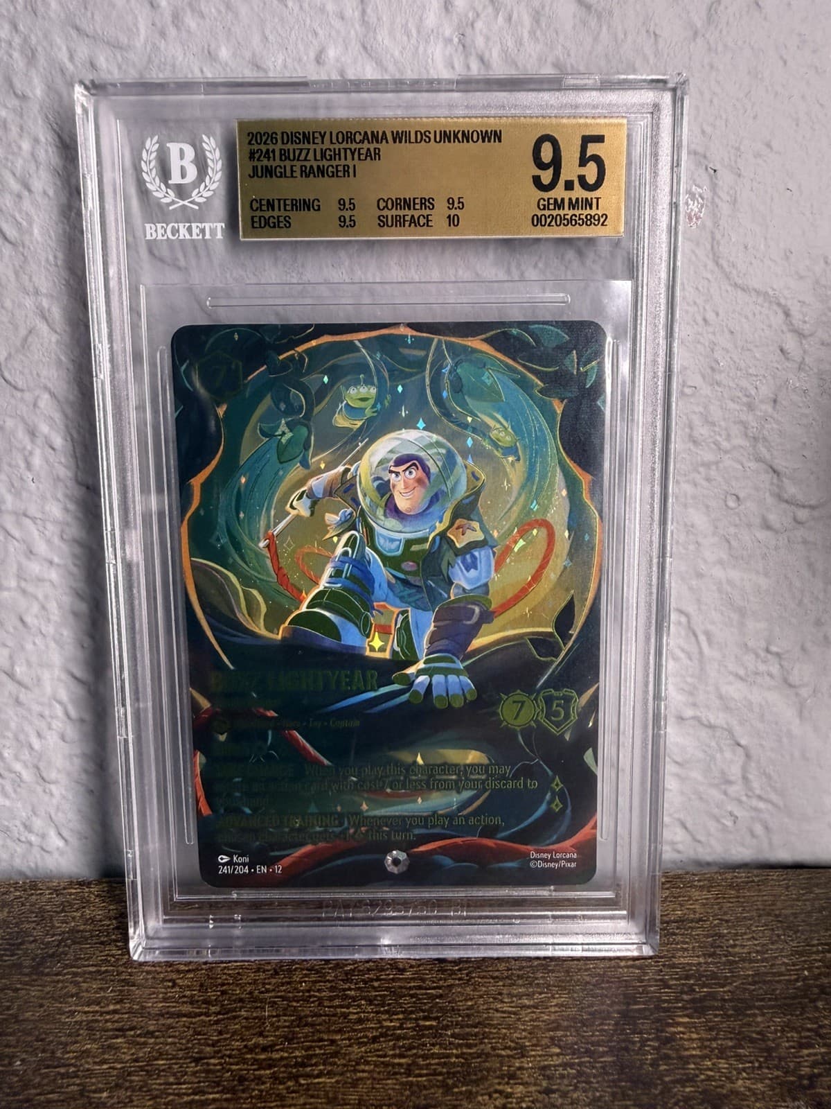 Disney Lorcana Buzz Lightyear Jungle Ranger ICONIC 241/204 BGS 9.5