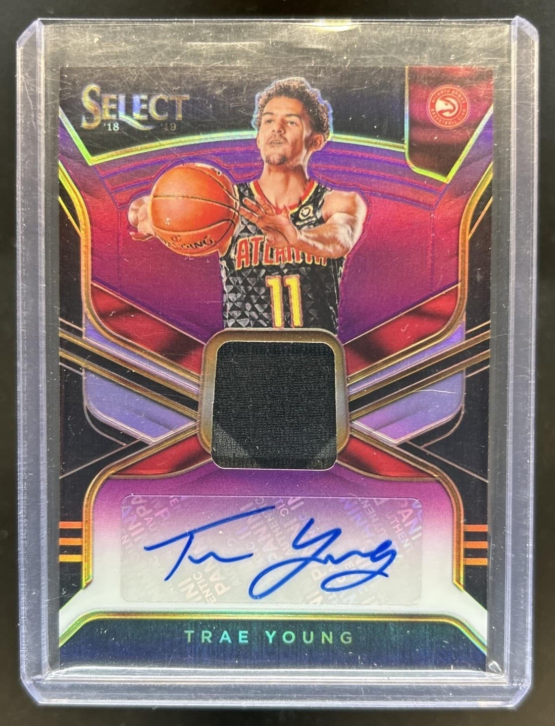 2018-19 Panini Select Trae Young Jersey Auto Purple RC #/99 Hawks Rookie
