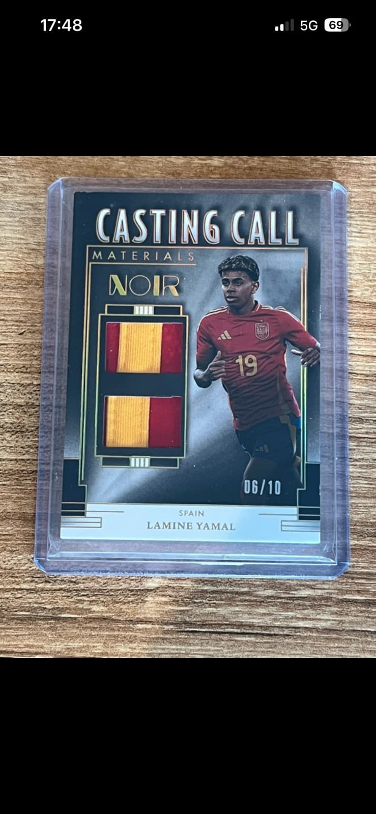 Lamine Yamal Relic /10 Panini noir