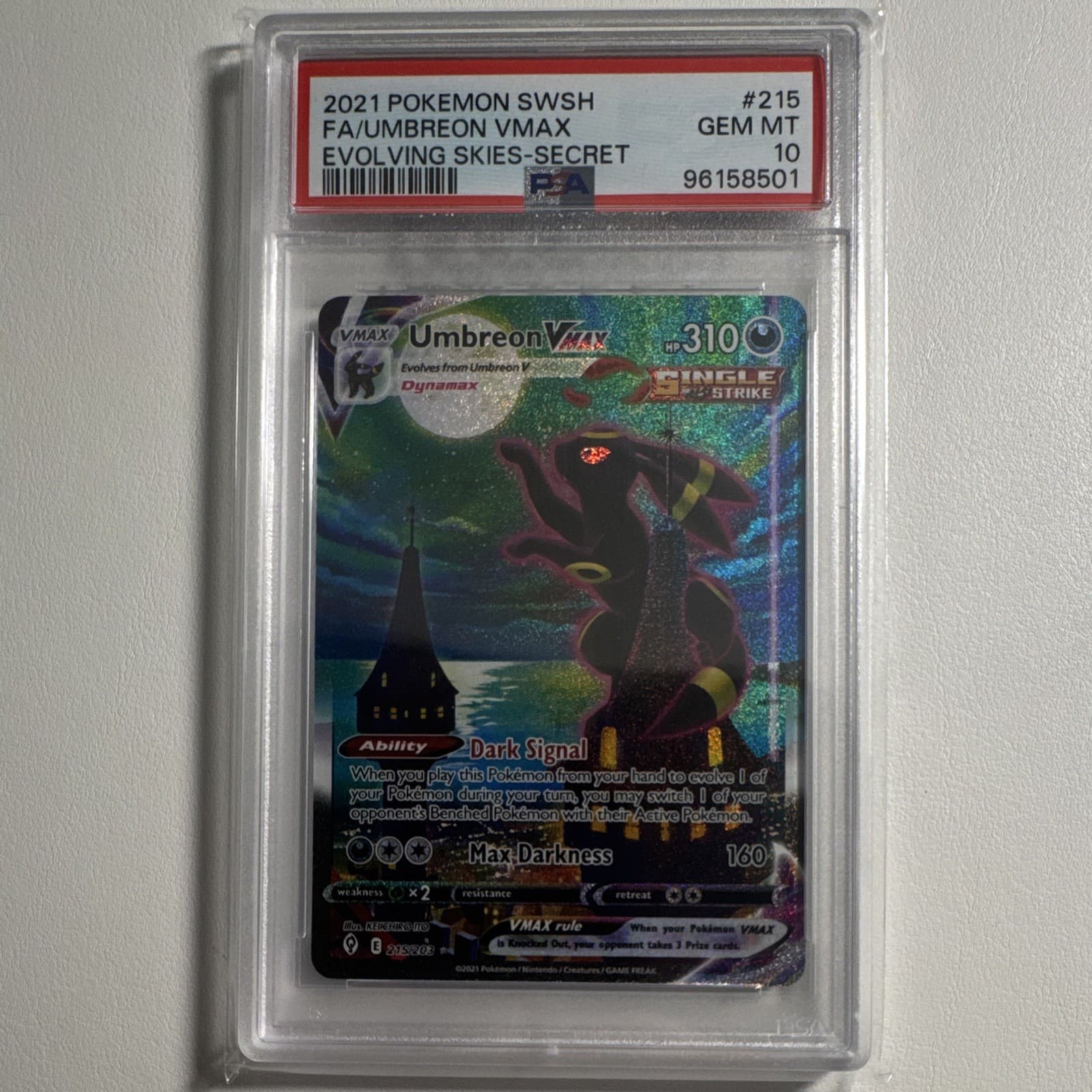 Pokemon 2021 Evolving Skies Umbreon VMAX 215/203 Secret Rare Holo PSA 10