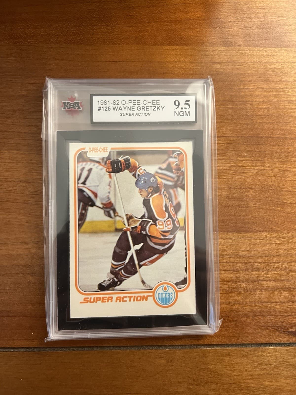 1981-82 OPC O pee Chee #125 Wayne Gretzky Super Action KSA 9.5 N-GEM-MINT Oilers