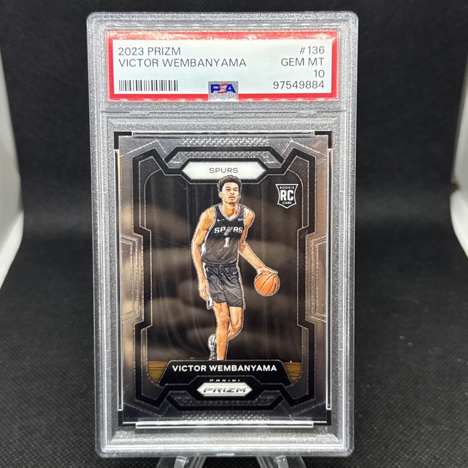 Panini Prizm 2023-24 Victor Wembanyama #136 Rookie Base Set PSA 10 Spurs