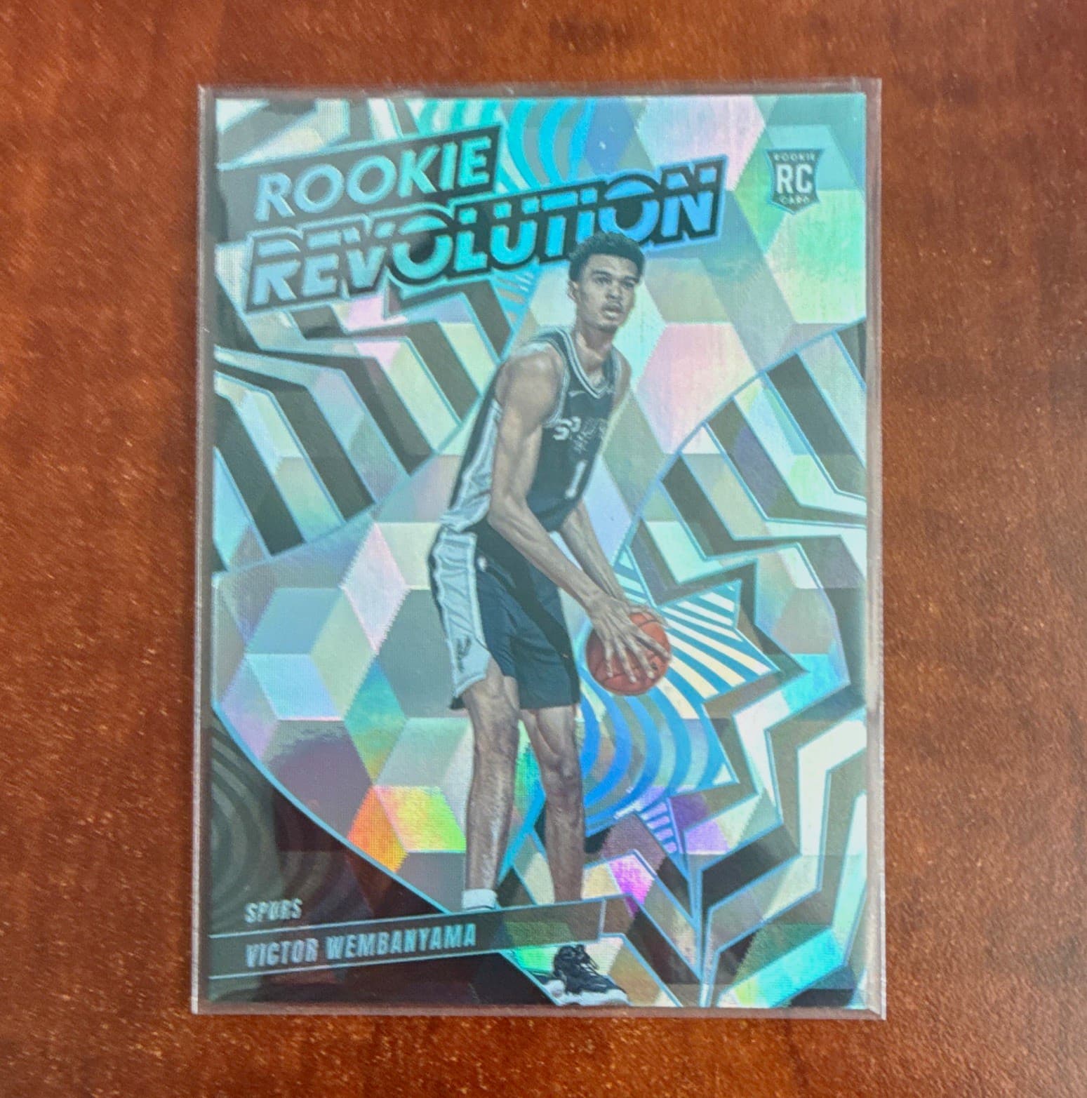 Panini 2023-24 Revolution Victor Wembanyama Rookie Revolution #14 Cubic /50 RC