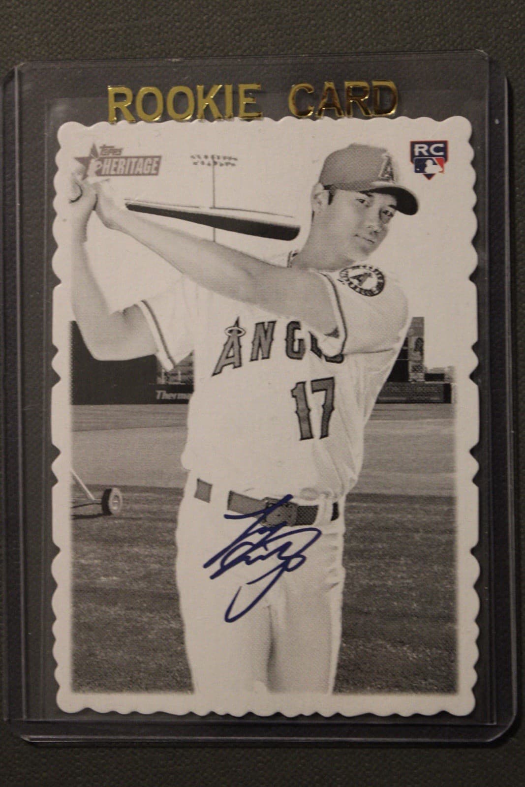 2018 Topps Heritage Shohei Ohtani 1969 Deckle Edge High Number #1 Rc