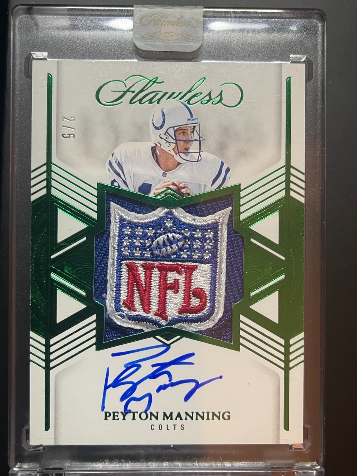 2025 Flawless Peyton Manning Shield Auto HOF Emerald #2/5 Colts!