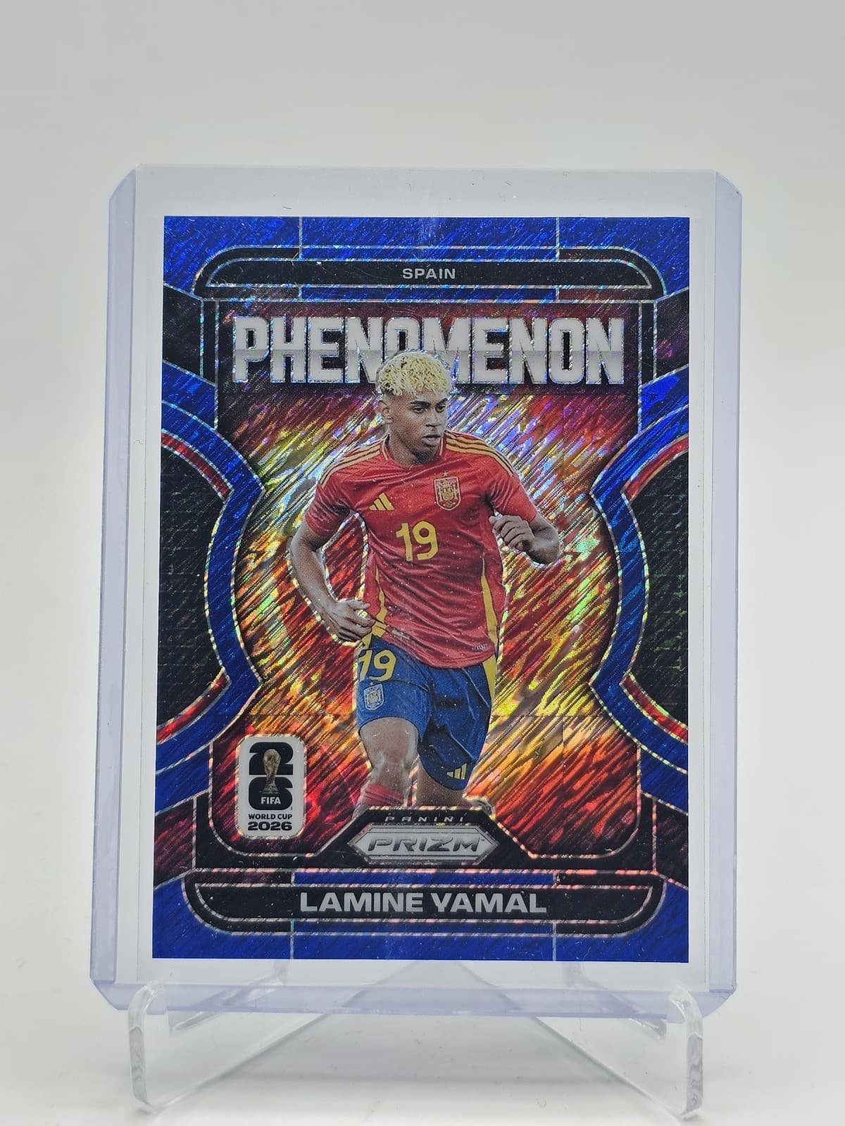 LAMINE YAMAL 2026 PRIZM FIFA WORLD CUP PHENOMENON BLUE SHIMMER 1/8 Q3420